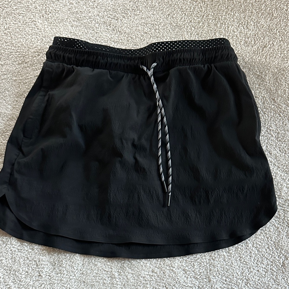 Athleta Black Crest Skort with Built-In Shorts